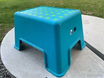 STUPÍNEK / SEDÁTKO / SCHODEK