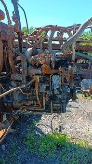 Case Puma 220 CVX motor na náhradní díly