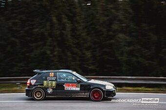 Predám Hondu Civic 6g K20 závodný špeciál