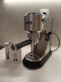 Kávovar De'Longhi EC685