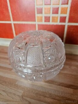 broušená miska s víčkem Bohemia Crystal