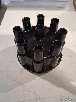 Víko rozdělovače USA V8