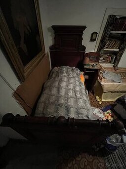 Postel - starožitná