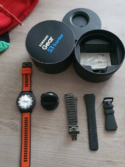 Prodám hodinky Samsung gear S3 frontier