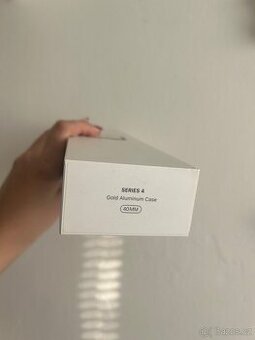 hodinky apple watch 4. série