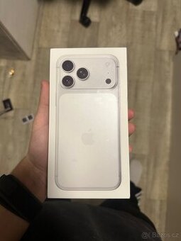 IPhone 17 pro max NOVÝ