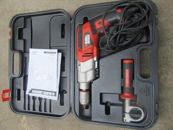 Nabízím vrtačku Black Decker-nefunkční. Vadný vypínač. U kuf