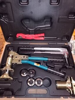 pex alpex lis trubky rehau topení revel nový