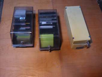 diskety, schánky na diskety