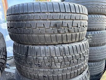 Zimní pneu 225/40 R19