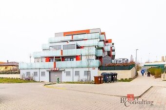 Pronájem, byty/3+kk, 76 m2, Wiesenthalova, Řeporyje, 15500 P