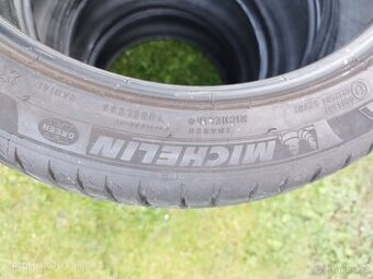 Pneu Michelin R17"