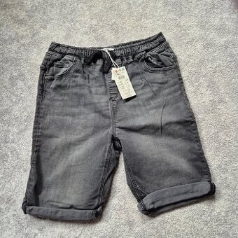 Kraťasy vel. 170  zn. Reserved šedé nové