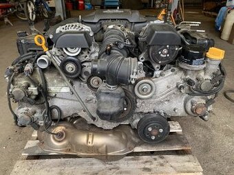 Prodám kompletní motor FA20 Toyota GT86,BRZ 2,0