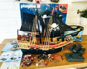 Playmobil Pirátská loď+ motor + piráti 6678,55365894. - 1