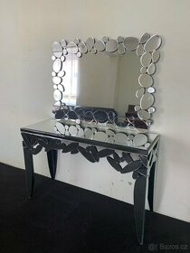 Toaletní stolek skleněný se zrcadlem