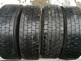 Nákladní pneumatiky 235/75 R17,5 záběrové - 1
