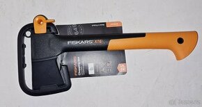 Fiskars X7 sekera univerzální (XS)