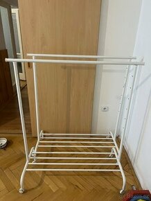 Šatní stojan RIGGA IKEA