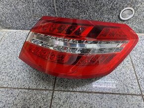 Mercedes W212
