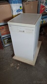 Myčka Siemens 45 cm - 1