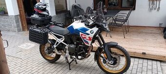 BMW F900GS Trophy Sleva