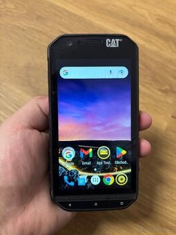 CAT S31 DualSim - odolný telefon - 1