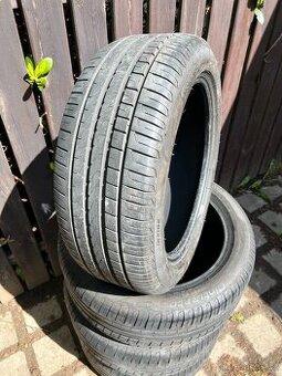 Letní sada pneu PIRELLI 245/45R18
