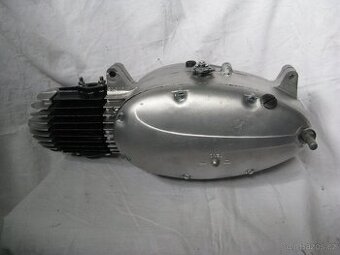 JAWA 550 - 555 motor