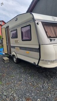 Karavan Hobby 420