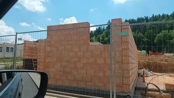Novostavba bytu zednicke prace 280kč za m2 Porothem.