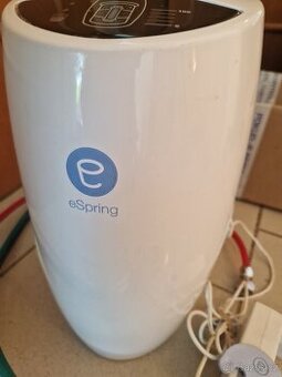 Filtr a vodu eSpring funkční - 1