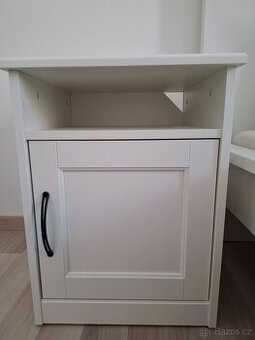 Nocni stolek