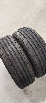 2ks 215/55/17 Goodyear Efficient Grip Performance. DOT 4823