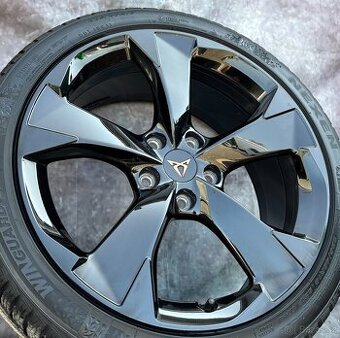 Originální Alu kola Seat Leon Cupra 225/40/18 DOT24