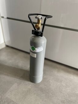 CO2 Lahev