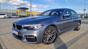 BMW 530i xDrive M-paket G30 – nízký nájezd a jasný původ