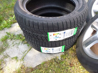 2x nové nejeté zimní pneu goodride 215/50 r17