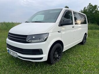 Volkswagen T6Transporter 9míst rok 2016