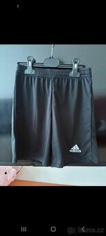 Nové adidas,vel.140