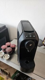 Tchibo Caffisimo easy kapaliny kávovar espresso + kapsle