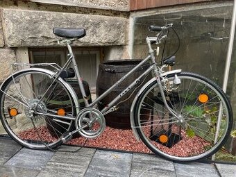 Favorit Eska de luxe