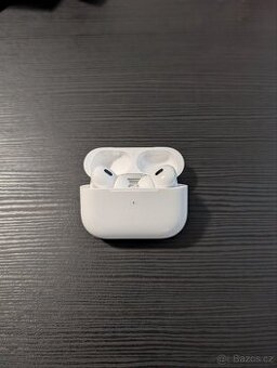 Apple AirPods Pro2 with MagSafe Case (USB-C)