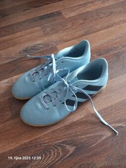 Sálové boty Adidas vel. 35 1/2