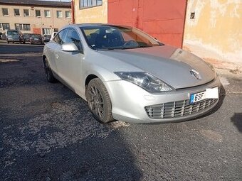 RENAULT LAGUNA CUPE 2,0DCI RV 2009