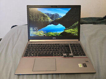 Notebook Fujitsu Lifebook E754