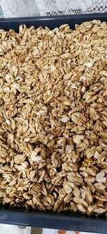 Prodám vlašské ořechy