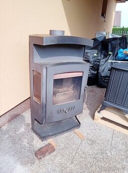 Prodám Krbová kamna ocelová Haas- sohn