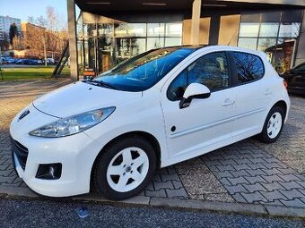 Peugeot 207 Envy Edition 1,4i, 2012, Panorama