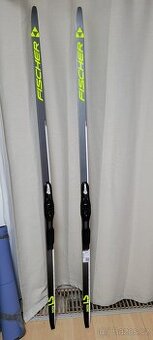 Běžecké lyže Fischer LS SKATE
